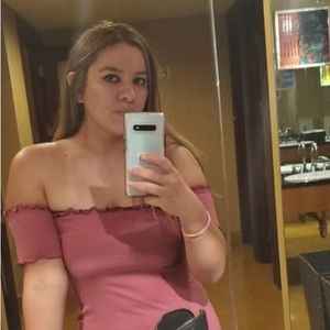 Meet your Posher, Alexandra